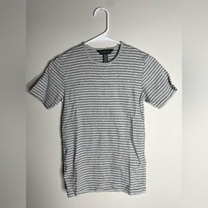 Banana Republic black & gray stripped t-shirt